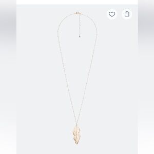 Munroe Feather Pendant Necklace
